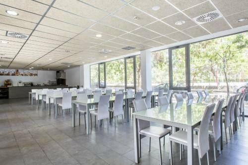 Hostal Residencia Damia Bonet