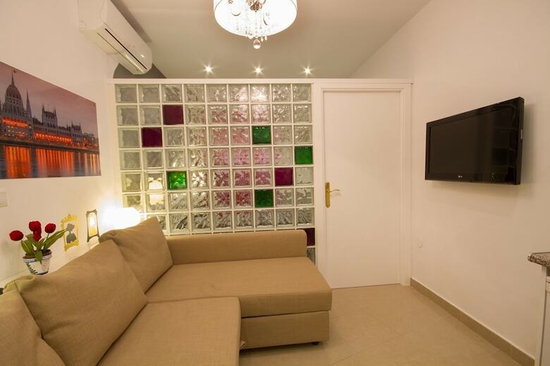 Apartamentos El Templo Suites