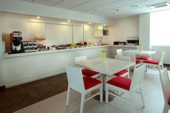 Hotel City Express Poza Rica