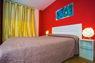 Apartamentos 16:9 Playa Suites