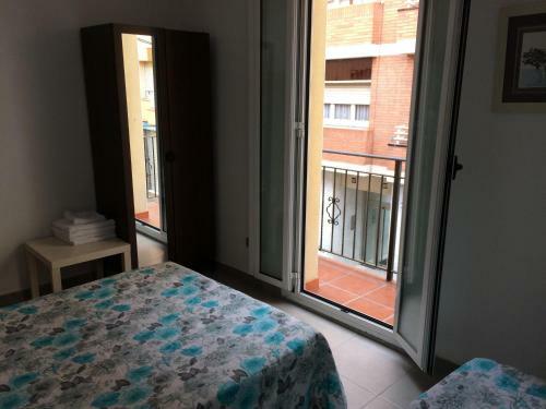 Apartamentos Turisticos Sant Boi