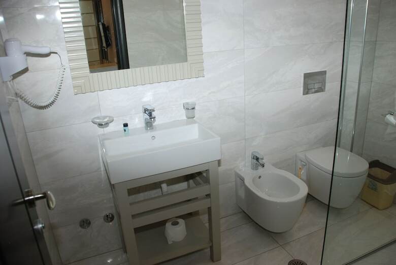 Hotel Strora