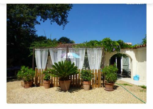 Apartamento Guest House Avec Piscine .