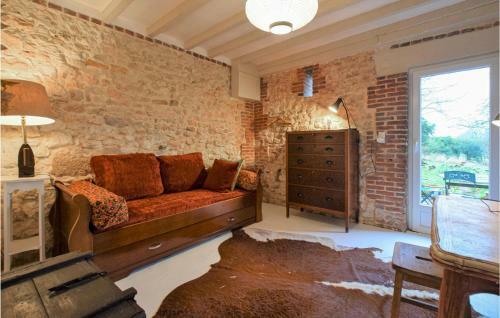Beautiful Home In Mah�ru With Wifi And 3 Bedrooms