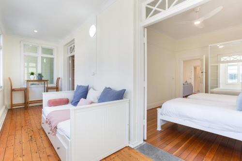 Madecomfy Classic Coogee 2 Bedroom Beachside Apartment