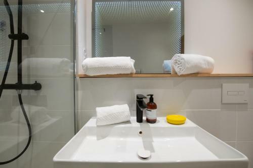 Apartamento Le Canop�e - Beau Studio Atypique Proche Quais Du Rh�ne