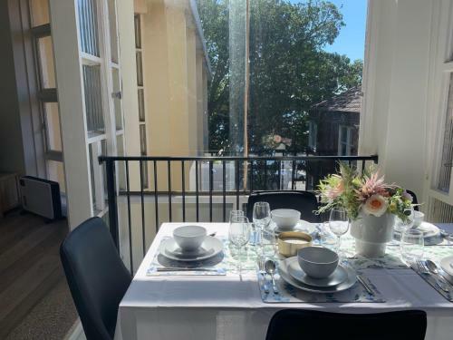 The Chilterns 3 Bdrm Apartment W Parking