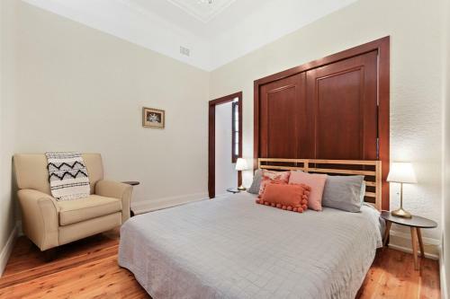 The Luxurious Apartment With Courtyard