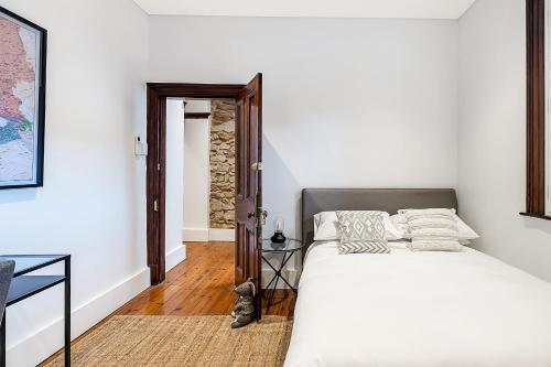 Luxury Terrace Home On Hyde Park / Darlinghurst