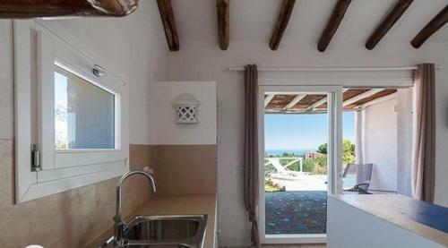 Villa Marmora Con Piscina E Vista Mare