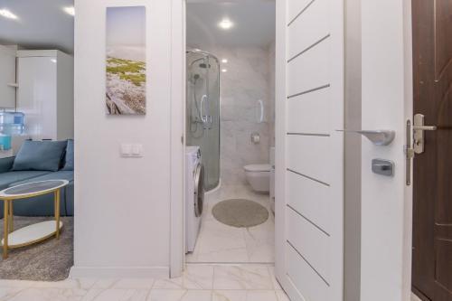Lovely Ultra Modern 3 Bedroom Luxury Apartment.