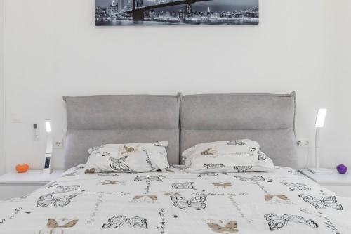 Lovely Ultra Modern 3 Bedroom Luxury Apartment.