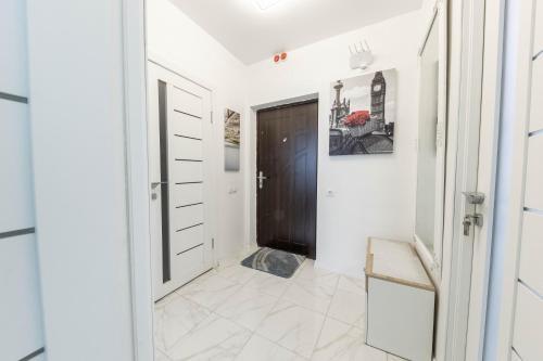 Lovely Ultra Modern 3 Bedroom Luxury Apartment.