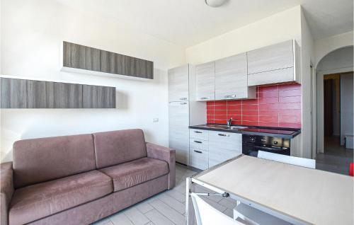 Awesome Apartment In Castelsardo With 2 Bedrooms