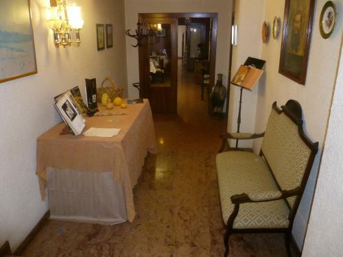 Hostal Restaurante Pirineos