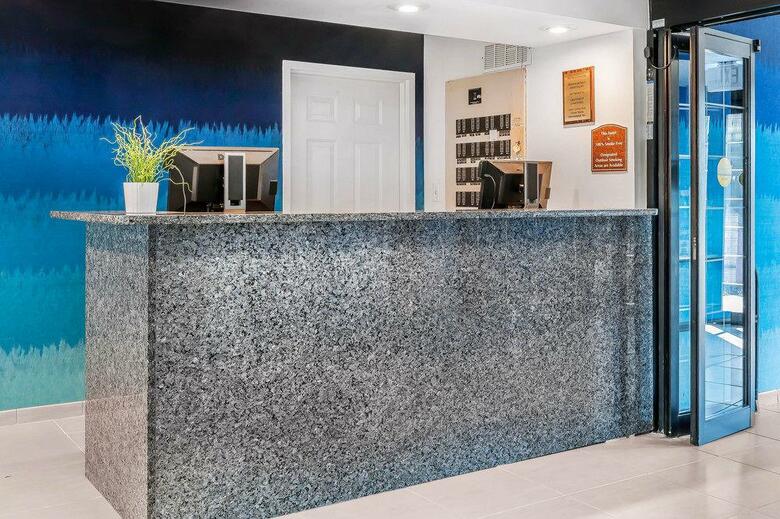 Hotel Quality Suites