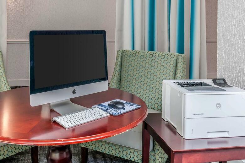 Hotel Quality Suites