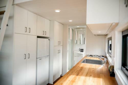 New!!! Cloudy Bay Tiny House