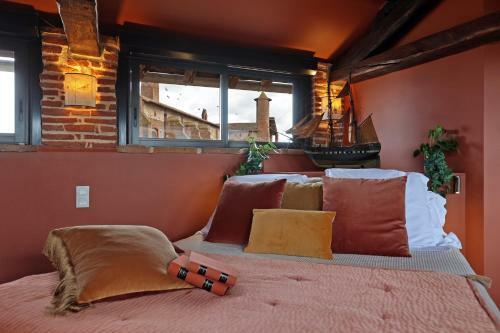 Hostal Chambres D'h�tes La Tour Sainte-c�cile