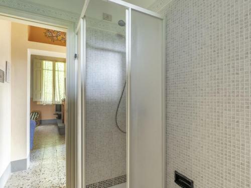 Lush Holiday Home In Montopoli Valdarno With Pool