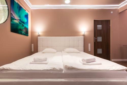 Royal De Luxe Apartment