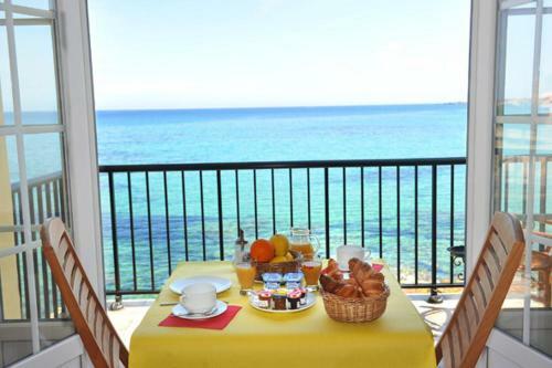 Hotel H�tel De La Plage Les Arcades