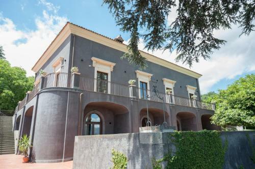 Hotel Santoro Country House