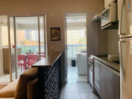 Apartamento A 200 Metros Da Paulista Com AC