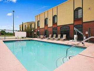 Hotel Baymont Inn And Suites Temple
