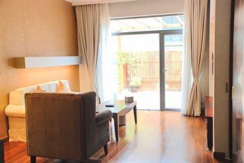 Shanghai Baron Business Bund Hotel