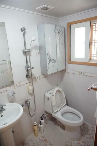 Hostal Han Hanok Guesthouse