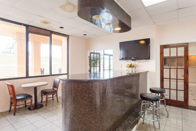 Hotel Bossier Inn And Suites