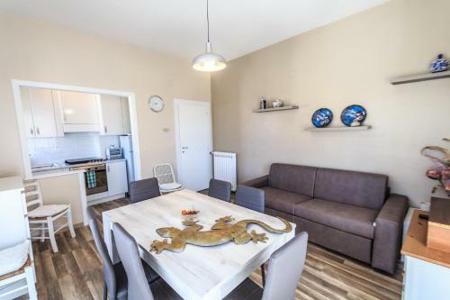 Apartamento Ampio Appartamento Con Box Auto