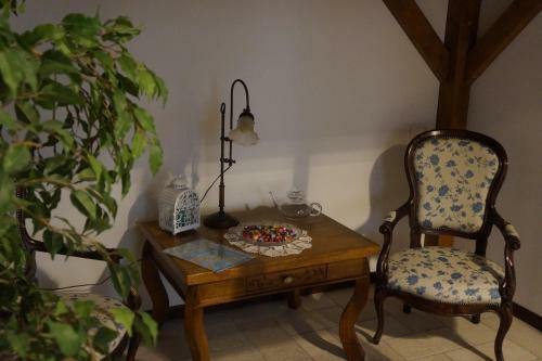 Hostal La Brigata Apartments Suite Room