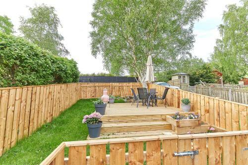 Host & Stay - Percy Cottage