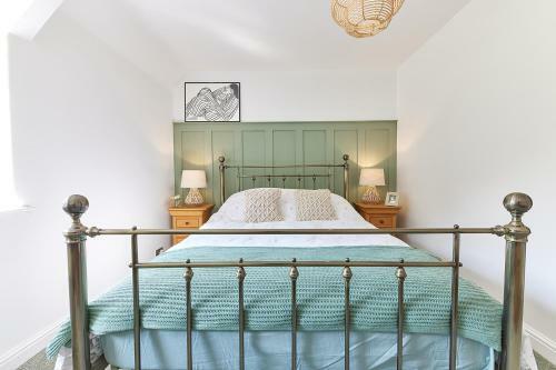 Host & Stay - Waterleap Cottage