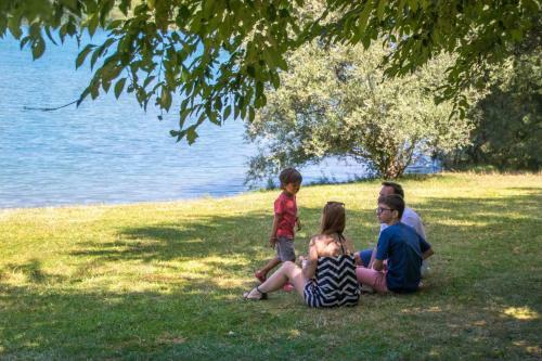 Camping Les Portes Du Beaujolais