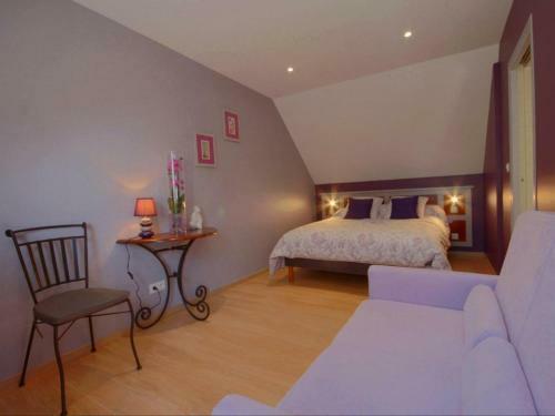 G�te Antoigny, 3 Pi�ces, 5 Personnes - Fr-1-497-14