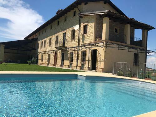 Hostal Dt Cascina Gabannone