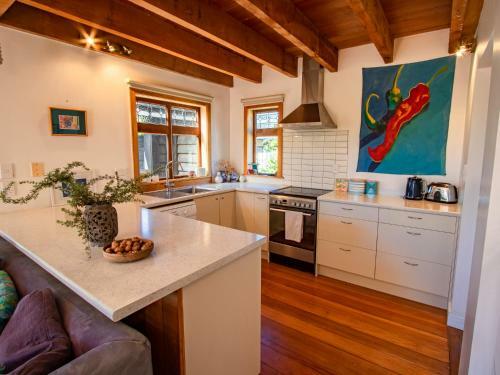 Honey Haven - Mapua Holiday Home