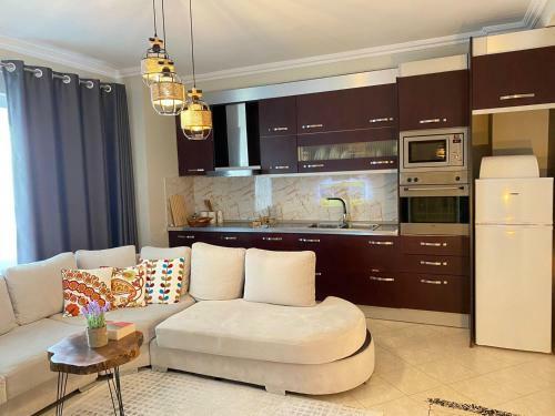 Apartment Boulevard