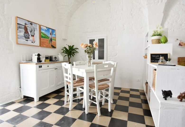 Mina's Roof Apartment Terrace: Whit Sea View