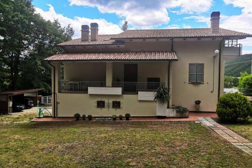 Apartamento Albergo Diffuso Millepapaverirossi Casa Ruggero Intera