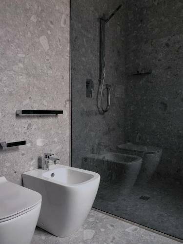 Hostal Whiterooms