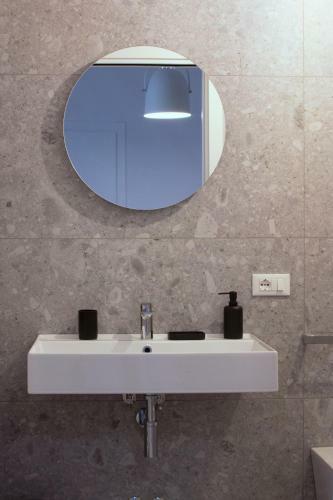 Hostal Whiterooms