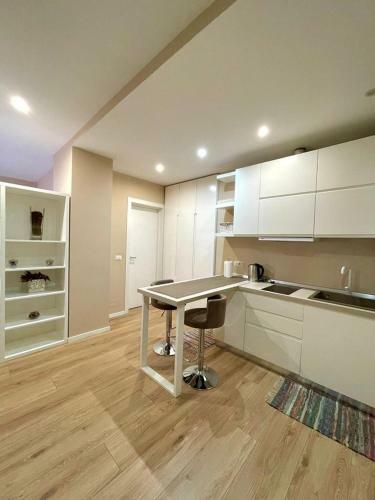 Prive Apartment, Studio, In Blloku