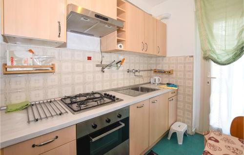 Amazing Apartment In Chatillon With Wifi And 2 Bedrooms