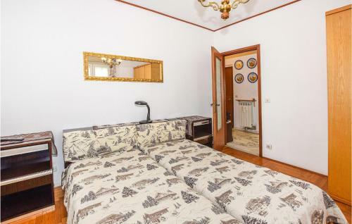 Amazing Apartment In Chatillon With Wifi And 2 Bedrooms