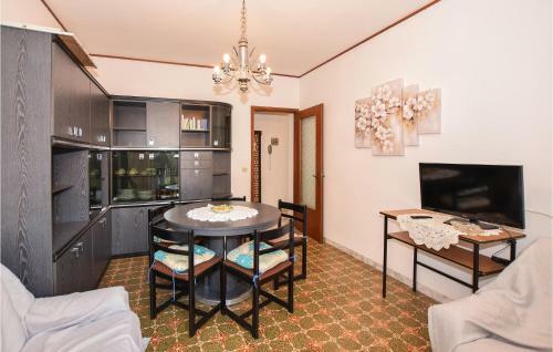 Amazing Apartment In Chatillon With Wifi And 2 Bedrooms