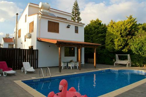 Rotelia Gardens Luxury Beach Villa